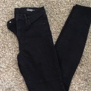 Gap black skinny jeans
